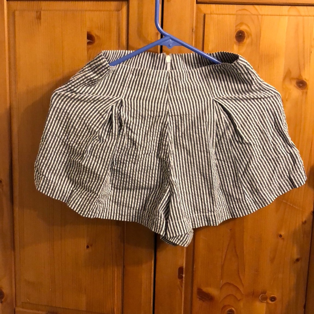 American apparel gray white striped shorts size xs